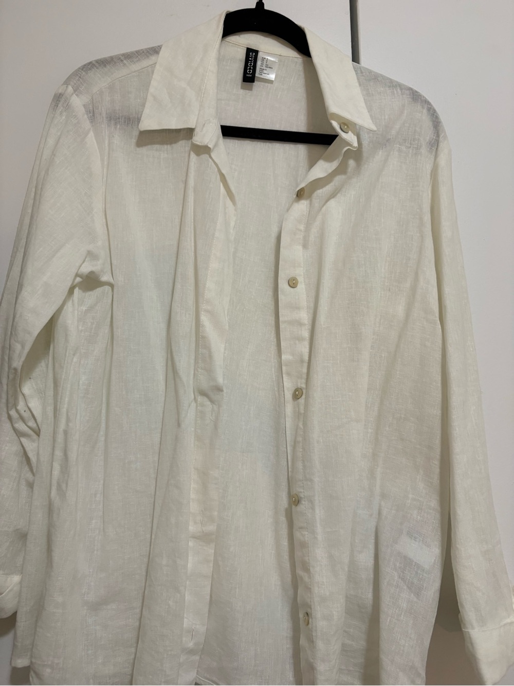 Women’s White Linen Button-Up Shirt